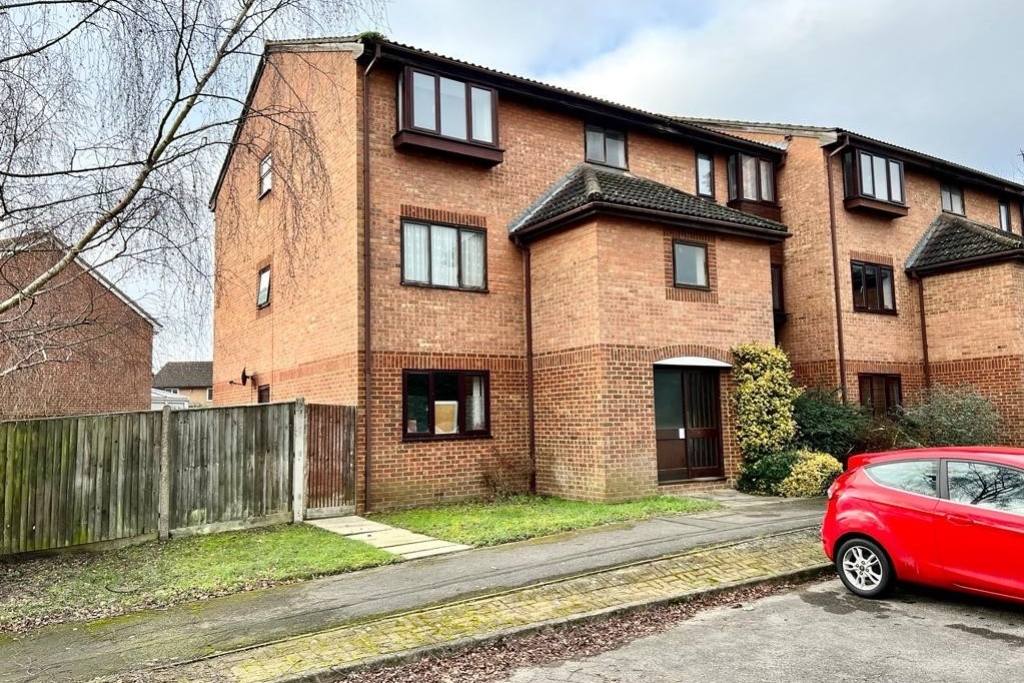 Quincy Road, Egham, Surrey, TW20 Nevin And Wells